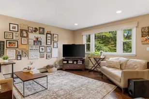 43 Langdale Dr, Hampton, NH 03842 - Photo 3