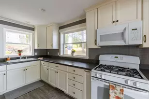 6 &amp 10 Oakdale Rd, Bradford, NH 03221 - Photo 25