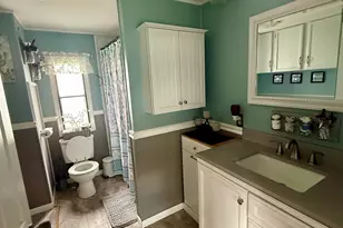 5 Brunswick St, Berlin, NH 03570 - Photo 17