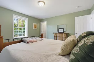 82 Juniper Cir, Auburn, NH 03032 - Photo 37