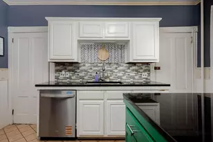 13 Charles St, Claremont, NH 03743 - Photo 5
