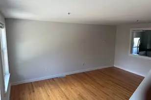 26 Lowell St, Rochester, NH 03867 - Photo 9