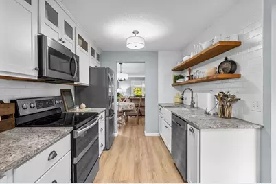 282 Bartemus Trail, Nashua, NH 03063 - Photo 7