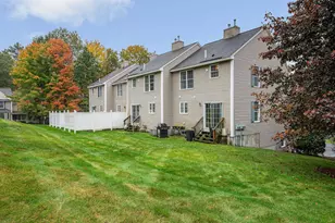 25 Belleview Dr, Amherst, NH 03031 - Photo 27