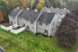 25 Belleview Dr, Amherst, NH 03031 - Photo 31