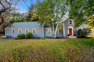 29 Middle St, Amherst, NH 03031 - Photo 1