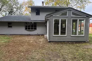 15 Meade St, Nashua, NH 03064 - Photo 31