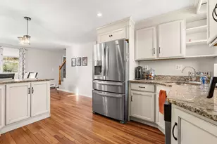 18 Pasadena Ave, Nashua, NH 03064 - Photo 5