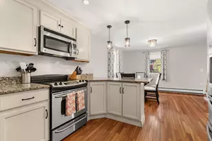 18 Pasadena Ave, Nashua, NH 03064 - Photo 7