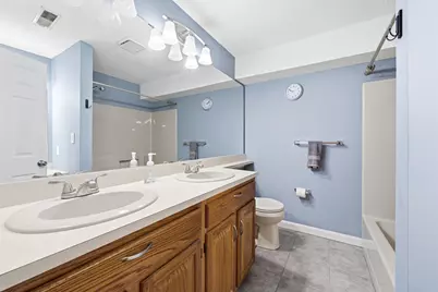 152 Bartemus Trail #Unit 72, Nashua, NH 03063 - Photo 25