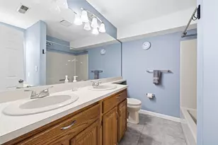 152 Bartemus Trail, Nashua, NH 03063 - Photo 25