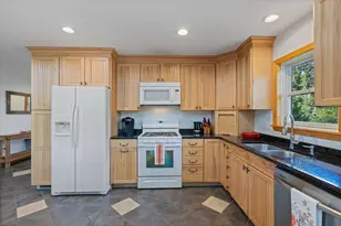 46 Highland Ave, Nottingham, NH 03290 - Photo 15