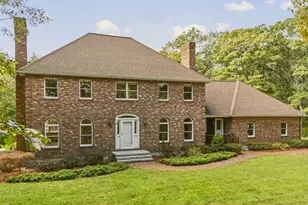 65 Gulf Rd, Derry, NH 03038 - Photo 1