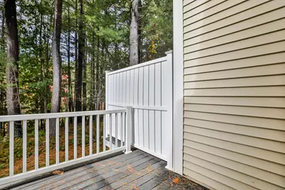 67 Barrington Avenue, Nashua, NH 03062 - Photo 7