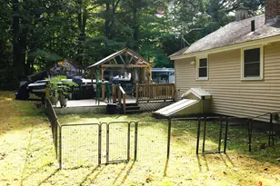 235 Ashuelot St, Winchester, NH 03441 - Photo 9