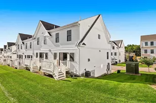 45 Northfield Dr, Dover, NH 03820 - Photo 31
