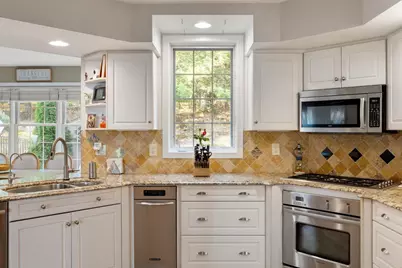 28 Scott Drive, Merrimack, NH 03054 - Photo 19