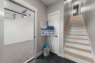 12 Cobblestone Ct, Laconia, NH 03246 - Photo 3