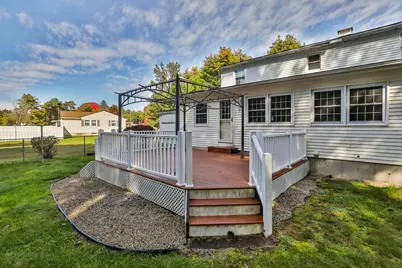 32 Greeley Street, Hudson, NH 03051 - Photo 9