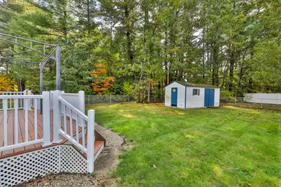 32 Greeley Street, Hudson, NH 03051 - Photo 5