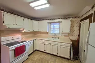 397 Willard St, Berlin, NH 03570 - Photo 13