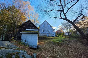 397 Willard St, Berlin, NH 03570 - Photo 7