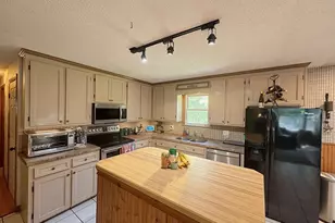 3 Nel Mar Heights, Claremont, NH 03743 - Photo 11