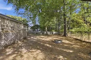 3 Alice Dr, Nashua, NH 03063 - Photo 25