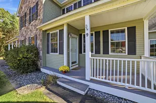 9 Lilac Ct, Litchfield, NH 03052 - Photo 11