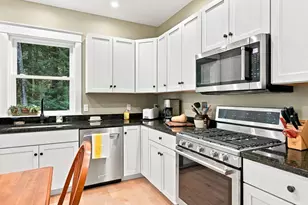 21 Brenda Ln, Rochester, NH 03867 - Photo 7