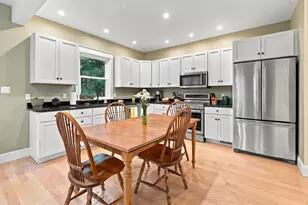 21 Brenda Ln, Rochester, NH 03867 - Photo 5