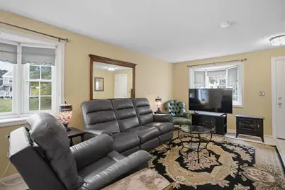 328 Fox Hollow Way #328, Manchester, NH 03104 - Photo 11