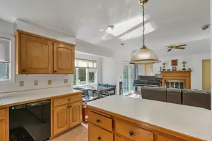 63 Drew Woods Dr, Derry, NH 03038 - Photo 19