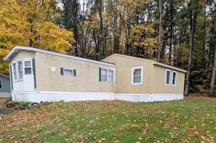 22 Roland Dr, Allenstown, NH 03275 - Photo 1