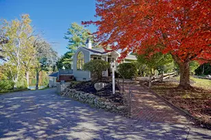 12 Roberts Rd, Dover, NH 03820 - Photo 3