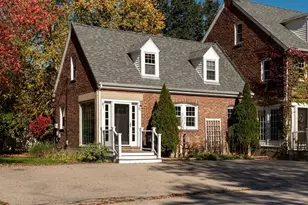 17 Grape St, Newmarket, NH 03857 - Photo 1