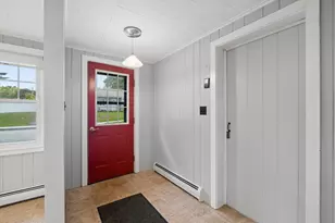 65 Blossom St, Keene, NH 03431 - Photo 3