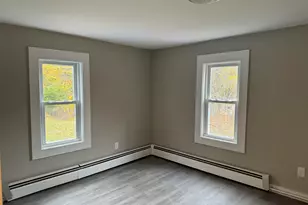 31 Pleasant St, Antrim, NH 03440 - Photo 7