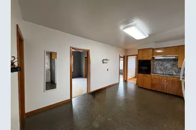 668 Hampshire Street, Berlin, NH 03570 - Photo 15