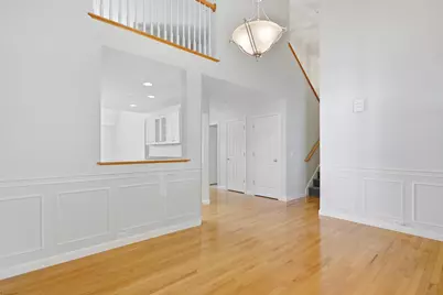 71 N High Street #3, Derry, NH 03038 - Photo 5