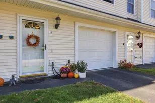 14 Pearson Way, Epping, NH 03042 - Photo 3