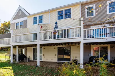 426 Fox Hollow Way, Manchester, NH 03104 - Photo 7