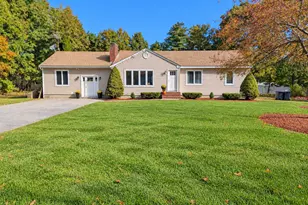 7 Tokanel Rd, Windham, NH 03087 - Photo 1