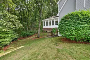 5 Suffolk Park, Nashua, NH 03063 - Photo 3