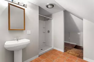 6 Ray St, Manchester, NH 03104 - Photo 29
