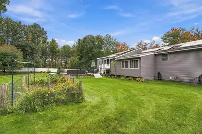 4 Woodbury Drive, Nashua, NH 03062 - Photo 37