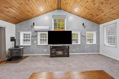 4 Woodbury Drive, Nashua, NH 03062 - Photo 9