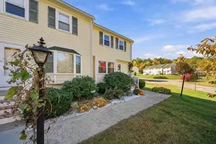 120 Newton Rd, Plaistow, NH 03865 - Photo 1