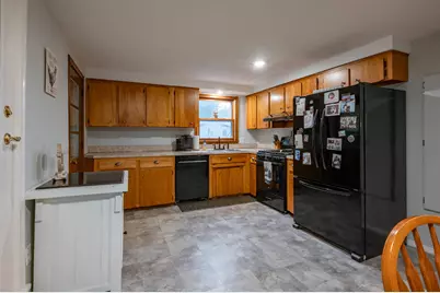 28 Edinburgh Drive, Nashua, NH 03062 - Photo 9