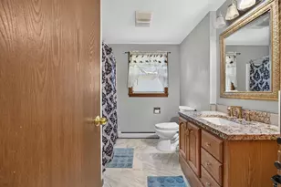 9 Bradford St, Nashua, NH 03063 - Photo 23